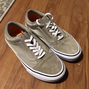 Army green classic vans
